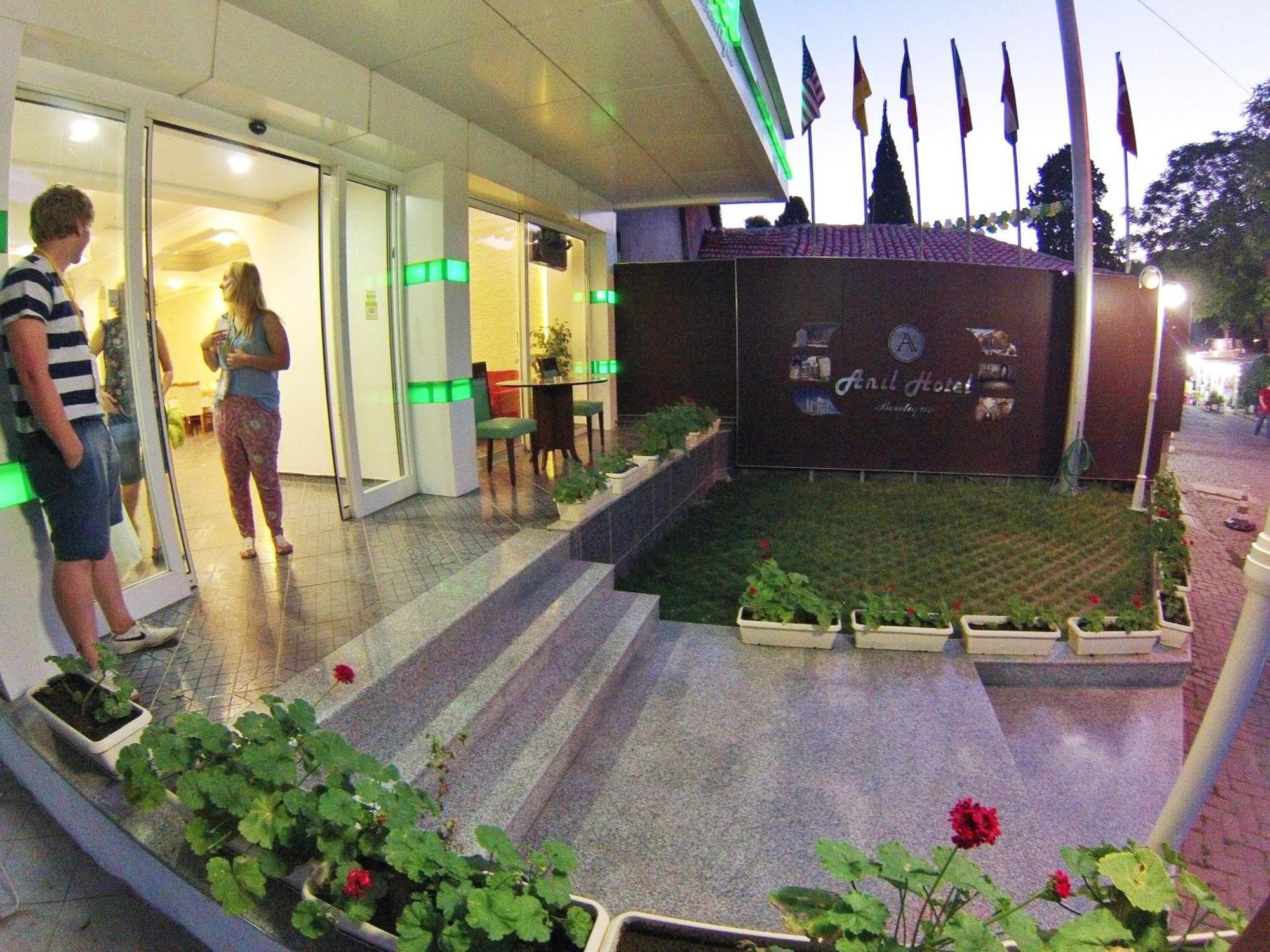 Anil Hotel Bergama Exterior photo